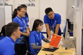 AYX SPORTS-战队引入心理辅导师增强选手抗压能力，战队心理咨询师