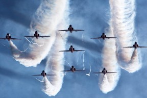 AYX GAMING-体育新闻中心构建体育赛事多平台同步播出体系，最新的体育新闻报道在哪看