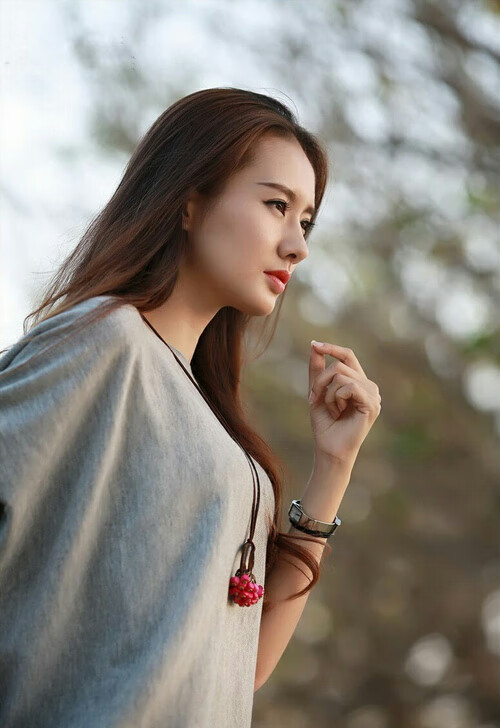 库里拍摄家庭短片展示生活一面,库里在家视频